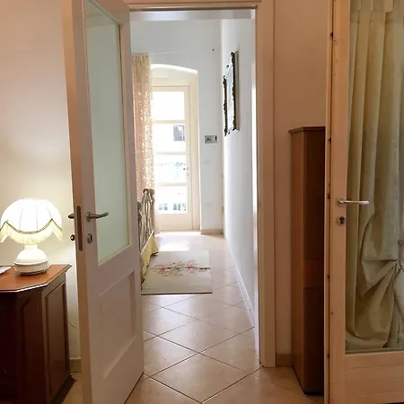 Apartamento Bilocale Rosa